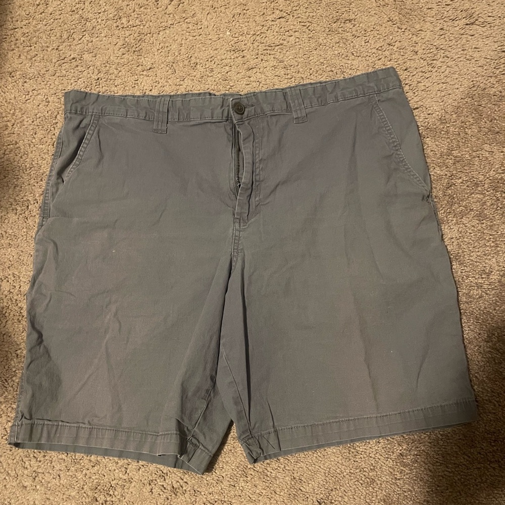 Magellan Outdoors Men's Charcoal Flat Front Shorts